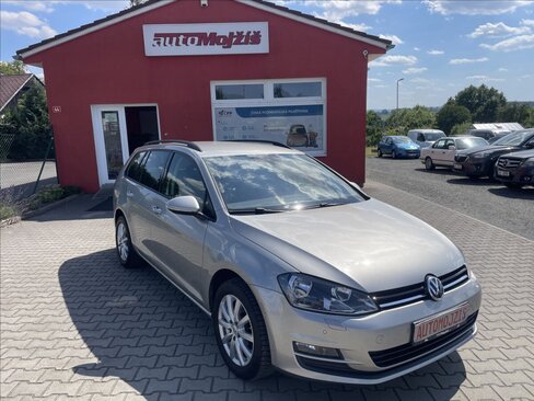 Volkswagen Golf Kombi 1,6 l 81 kw