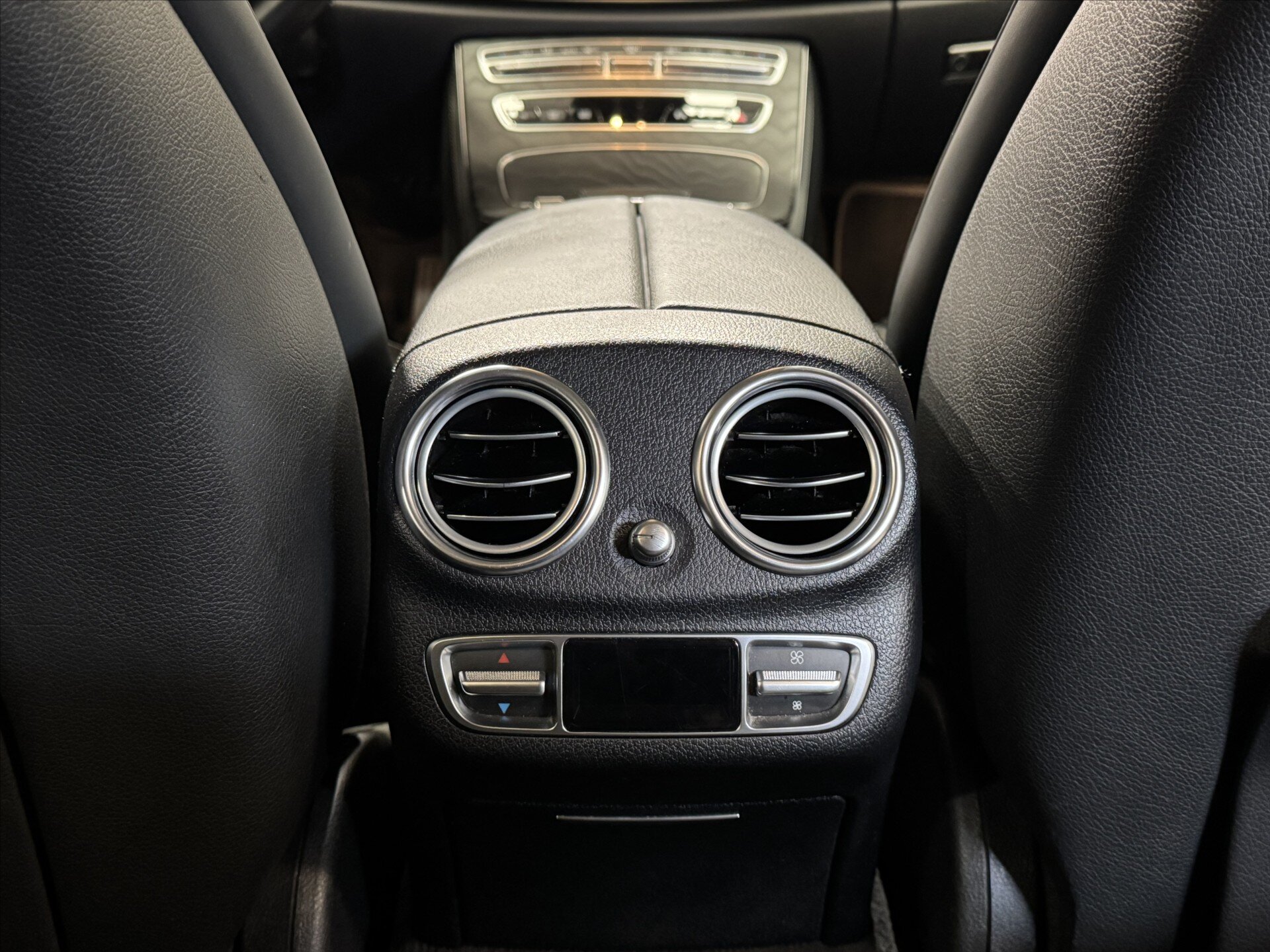 Mercedes-Benz Třídy E Kombi 2,9 l 243 kw