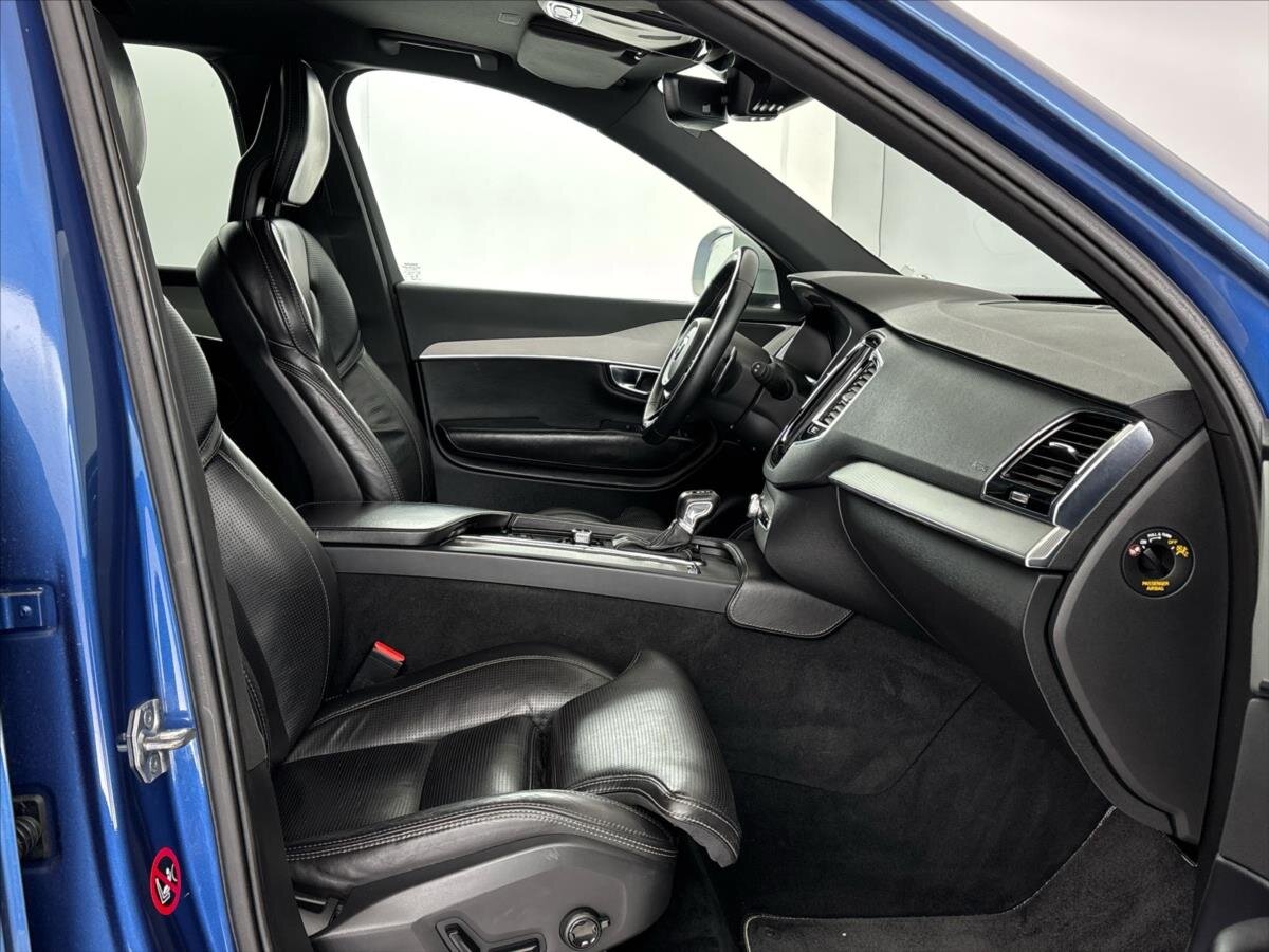 Volvo XC90 SUV / Terénní 2,0 l 173 kw