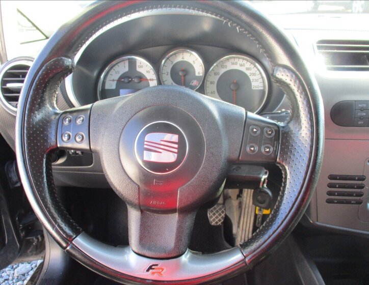 Seat Leon Hatchback 2,0 l 125 kw