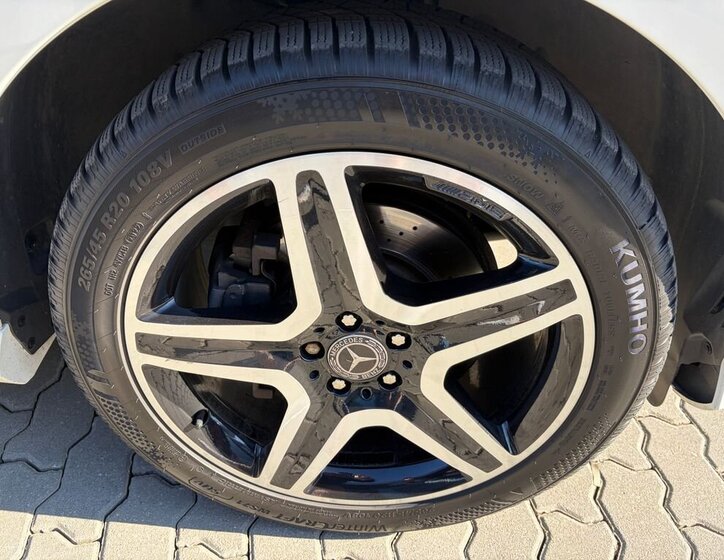 Mercedes-Benz Třídy M SUV / Terénní 3,0 l 190 kw