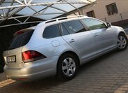 Volkswagen Golf Kombi 1,6 l 77 kw