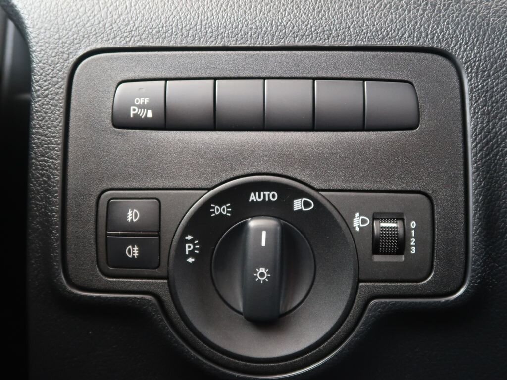 Mercedes-Benz Vito VAN / Minibus 2,0 l 100 kw