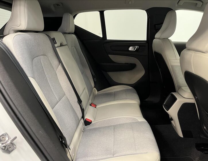 Volvo XC40 SUV 1,5 l 120 kw