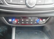 Opel Insignia Kombi 2,0 l 125 kw