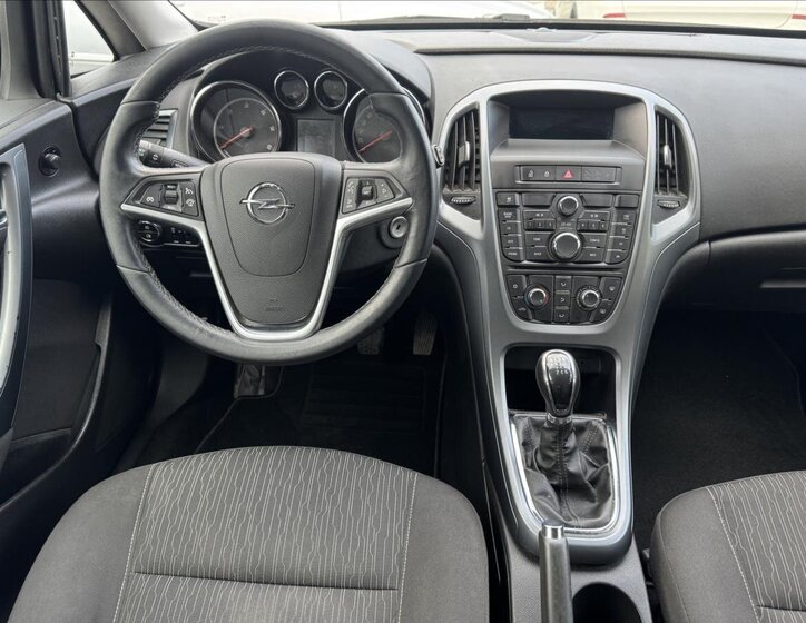 Opel Astra Kombi 1,7 l 81 kw