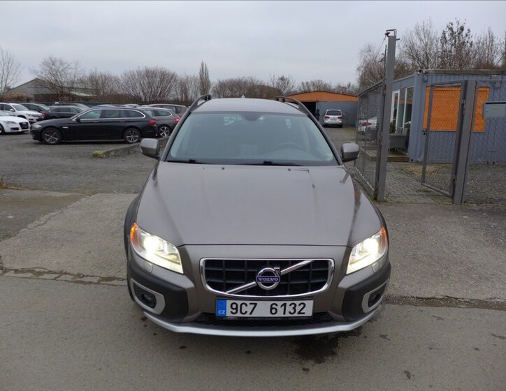 Volvo XC70 Kombi 2,4 l 120 kw