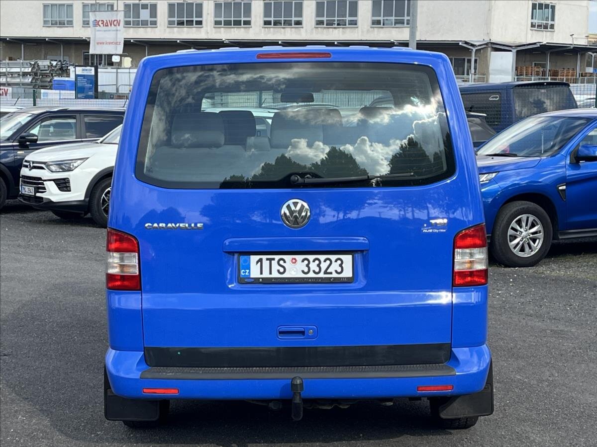 Volkswagen Caravelle MPV 2,5 l 96 kw