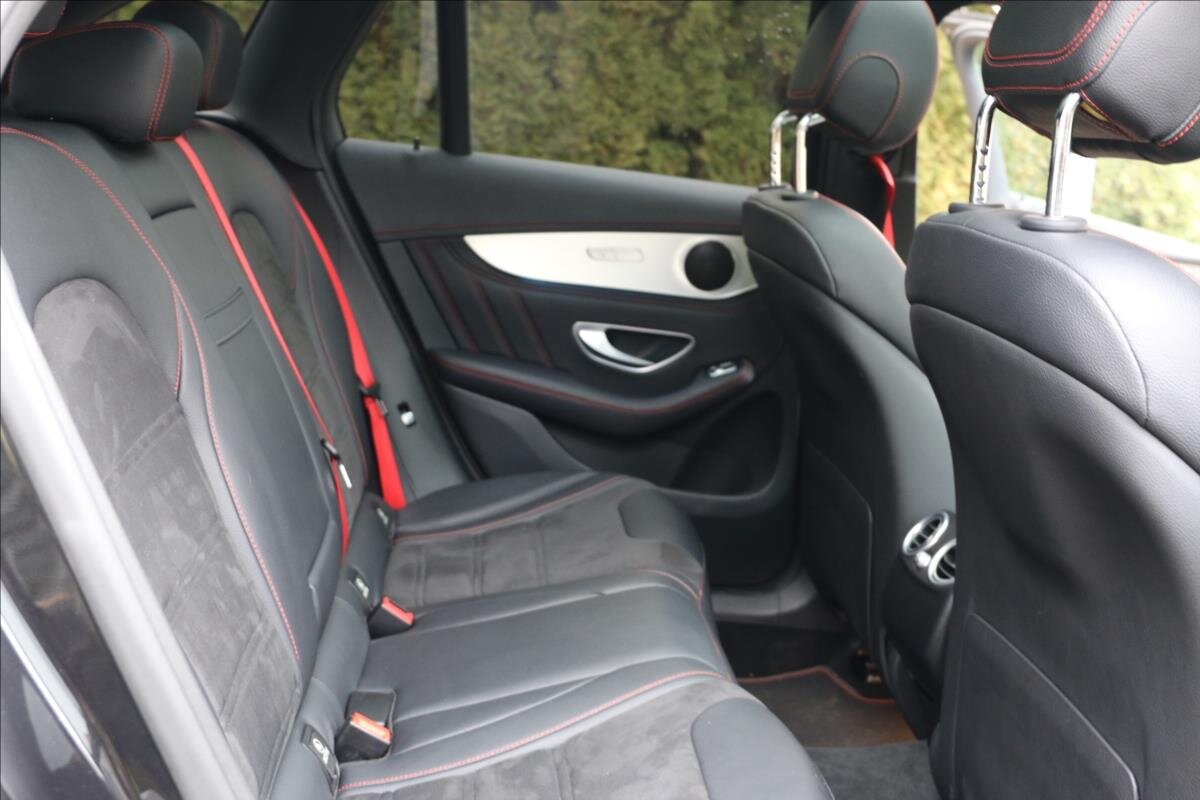 Mercedes-Benz GLC SUV / Terénní 3,0 l 270 kw