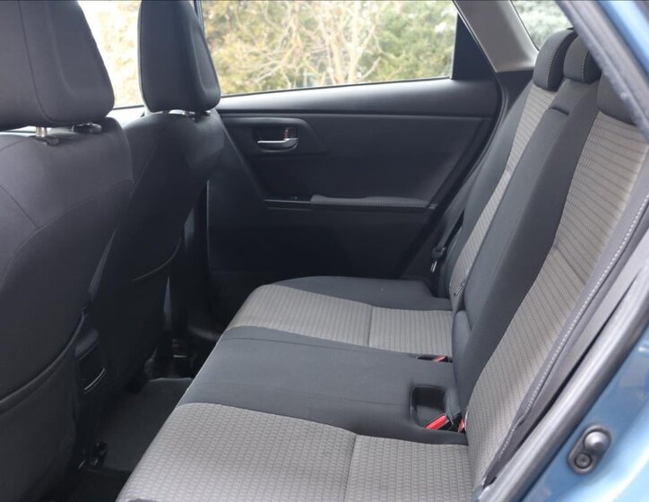 Toyota Auris Kombi 1,6 l 97 kw