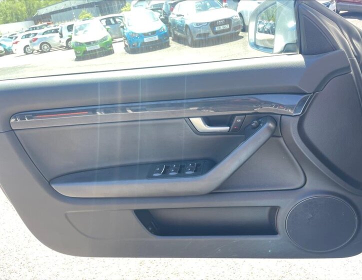 Audi A4 Kabriolet 2,5 l 120 kw