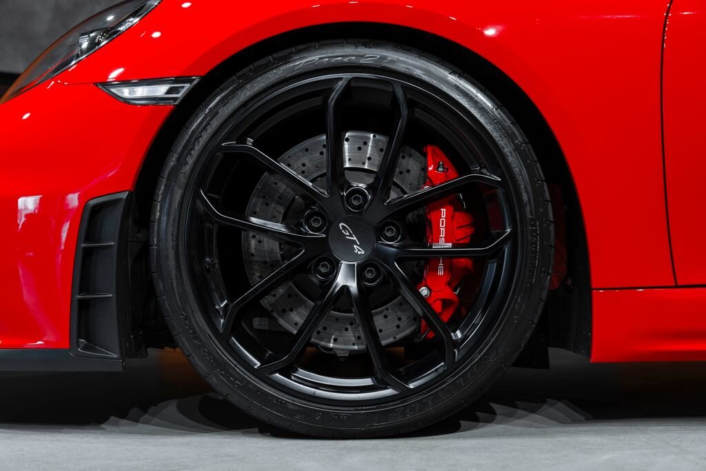 Porsche 718 Hatchback 4,0 l 309 kw