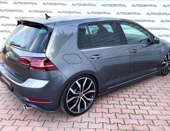 Volkswagen Golf 4