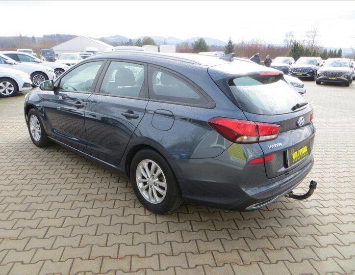 Hyundai i30 Kombi 1,6 l 85 kw