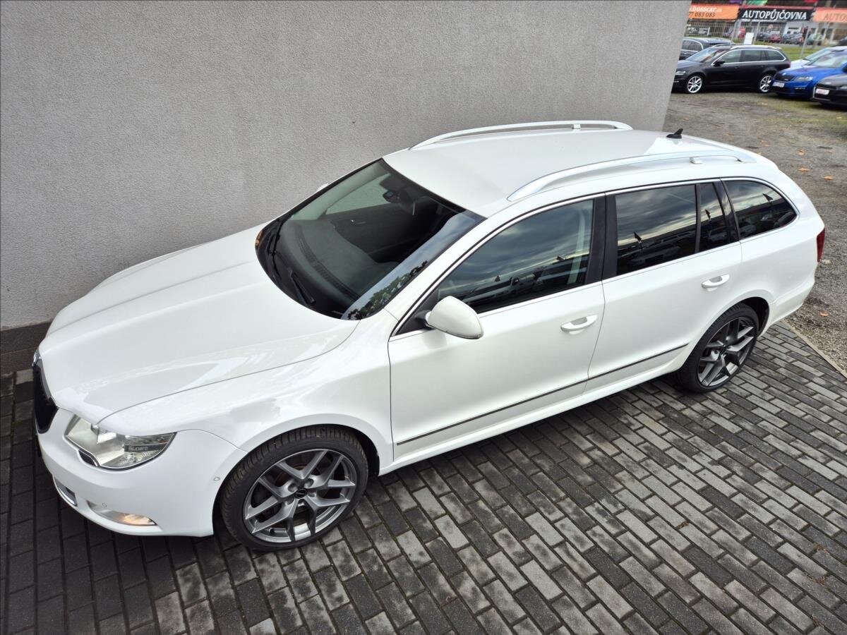 Škoda Superb Kombi 3,6 l 191 kw