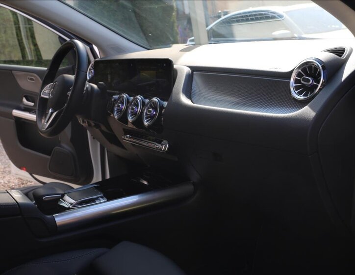 Mercedes-Benz Třídy B Kombi 1,3 l 100 kw