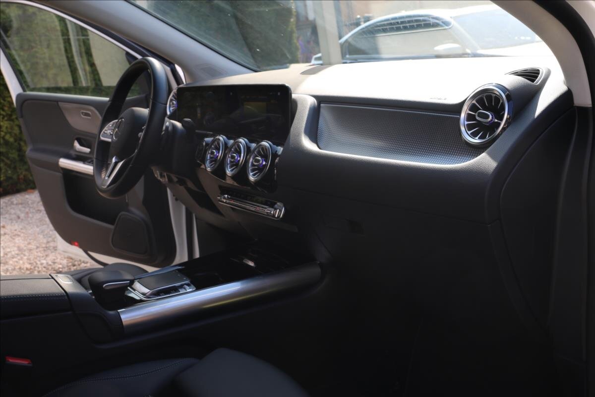 Mercedes-Benz Třídy B Kombi 1,3 l 100 kw