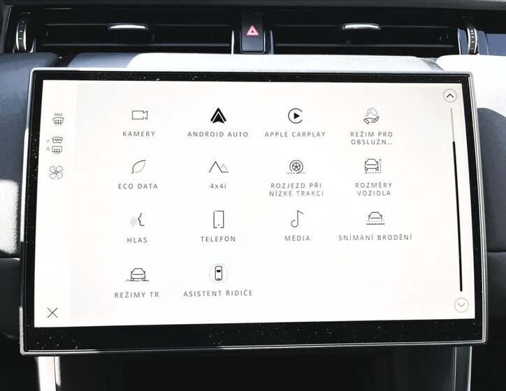 Land Rover Discovery Sport SUV / Terénní 2,0 l 120 kw