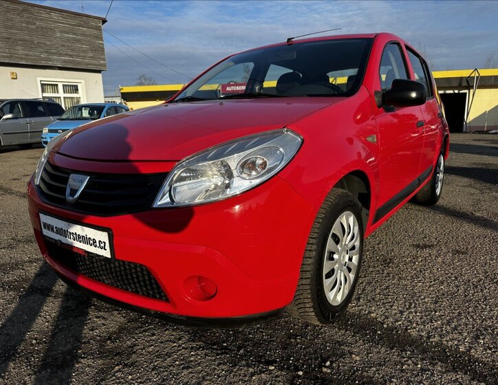 Dacia Sandero Hatchback 1,1 l 55 kw