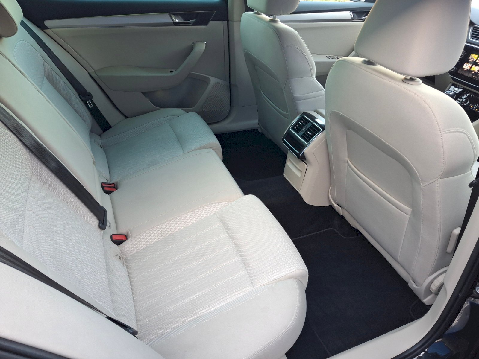 Škoda Superb Sedan 2,0 l 110 kw