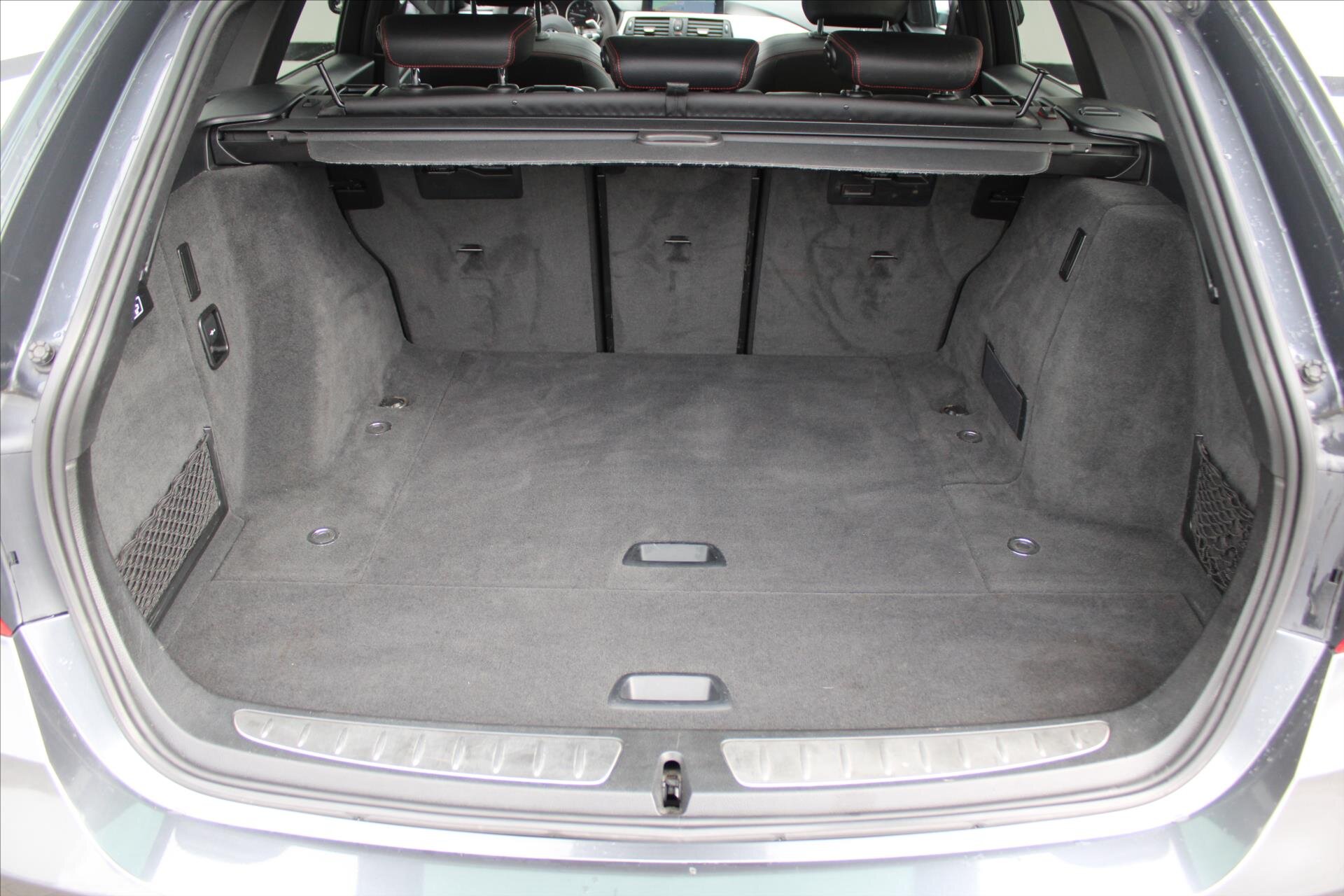 BMW Řada 3 Kombi 3,0 l 190 kw