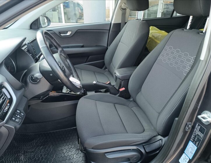 KIA Rio Hatchback 1,4 l 73 kw
