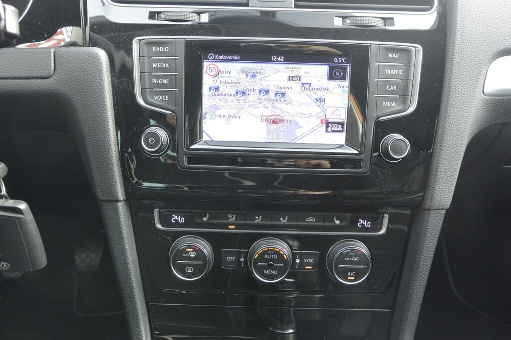 Volkswagen Golf Kombi 2,0 l 110 kw