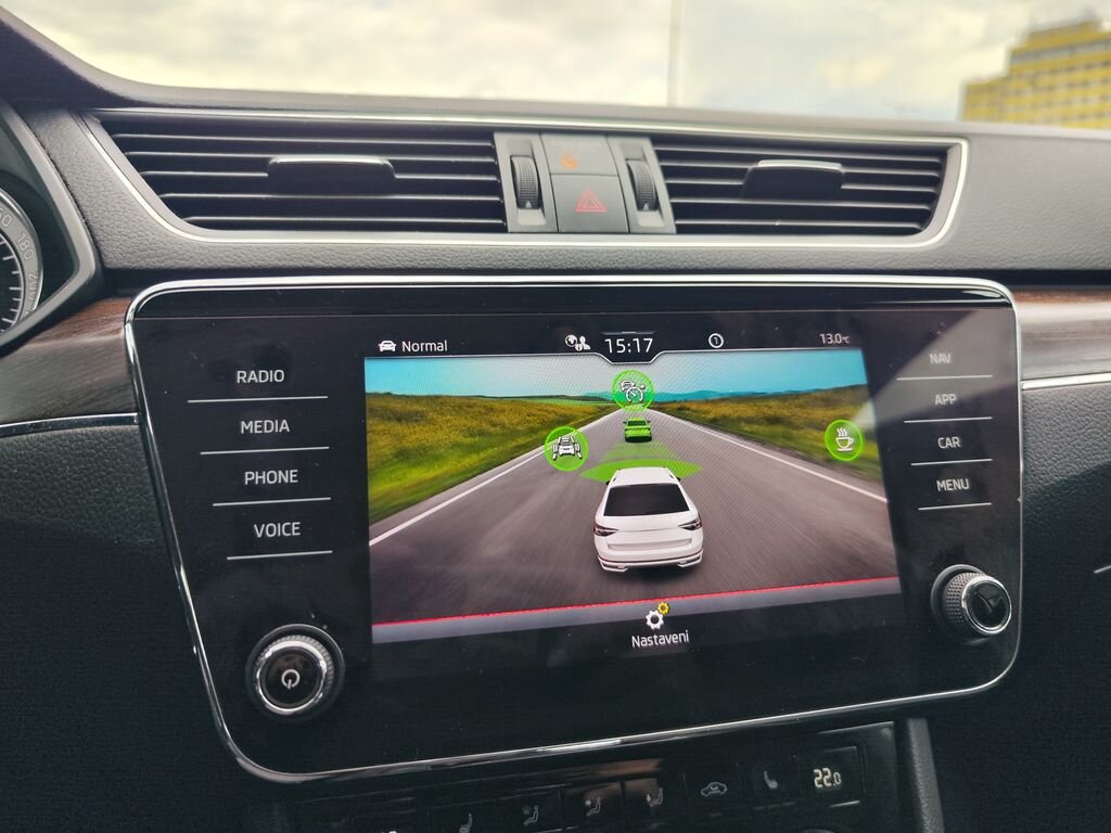 Škoda Superb Kombi 2,0 l 147 kw