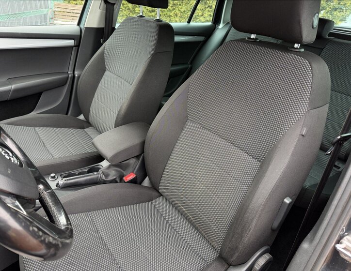 Škoda Octavia Kombi 2,0 l 110 kw