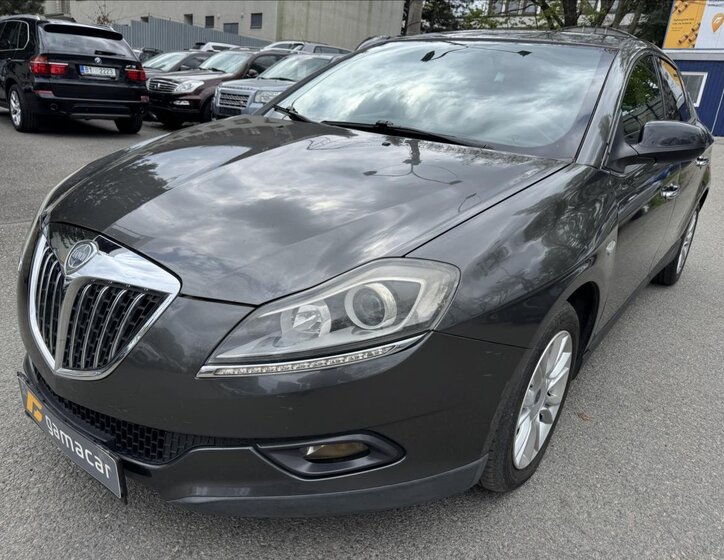 Lancia Delta Hatchback 2,0 l 121 kw