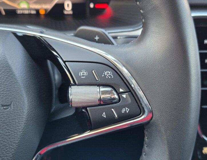 Škoda Superb Kombi 1,5 l 110 kw