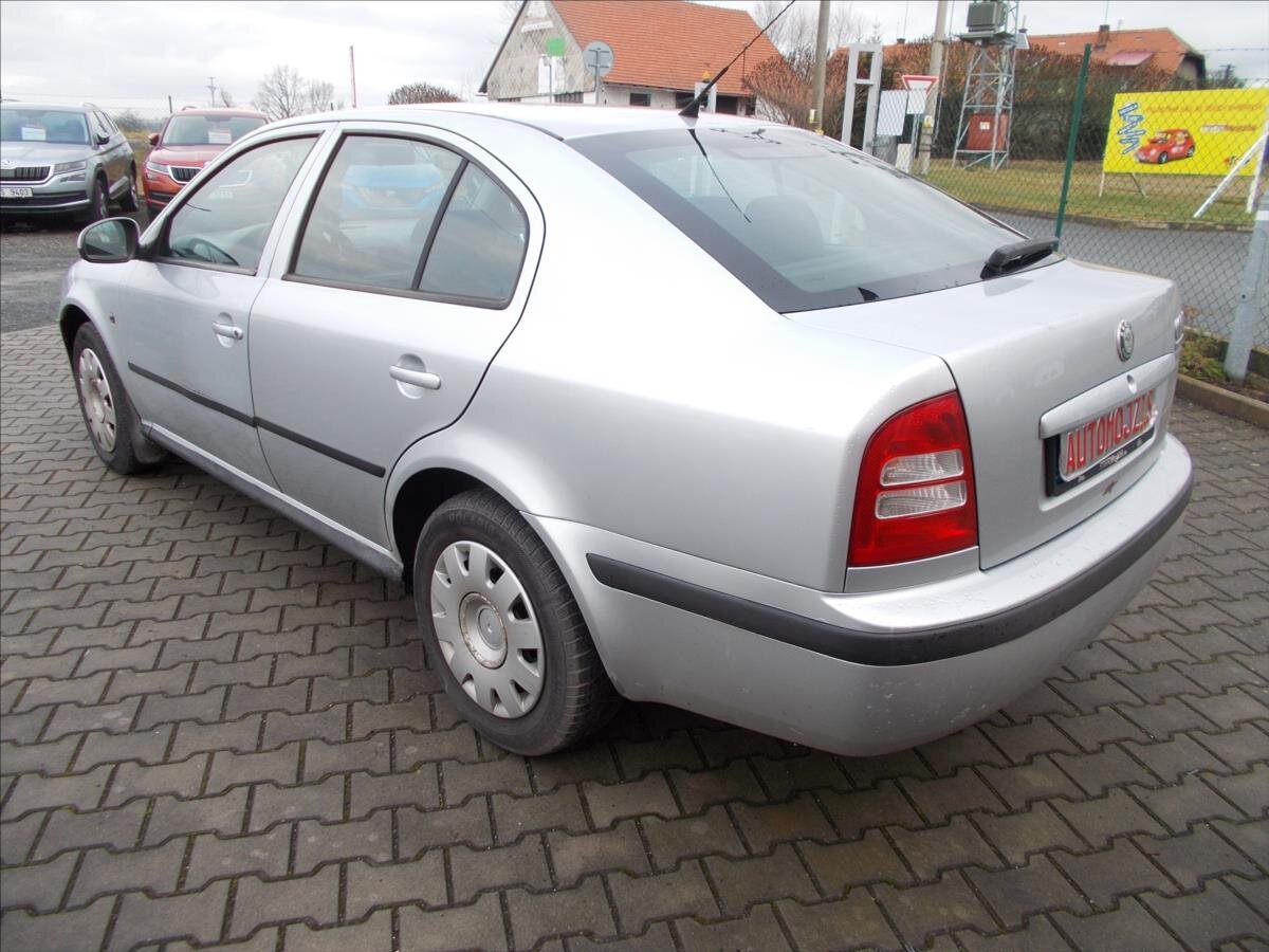 Škoda Octavia Sedan / Limuzína 1,9 l 74 kw
