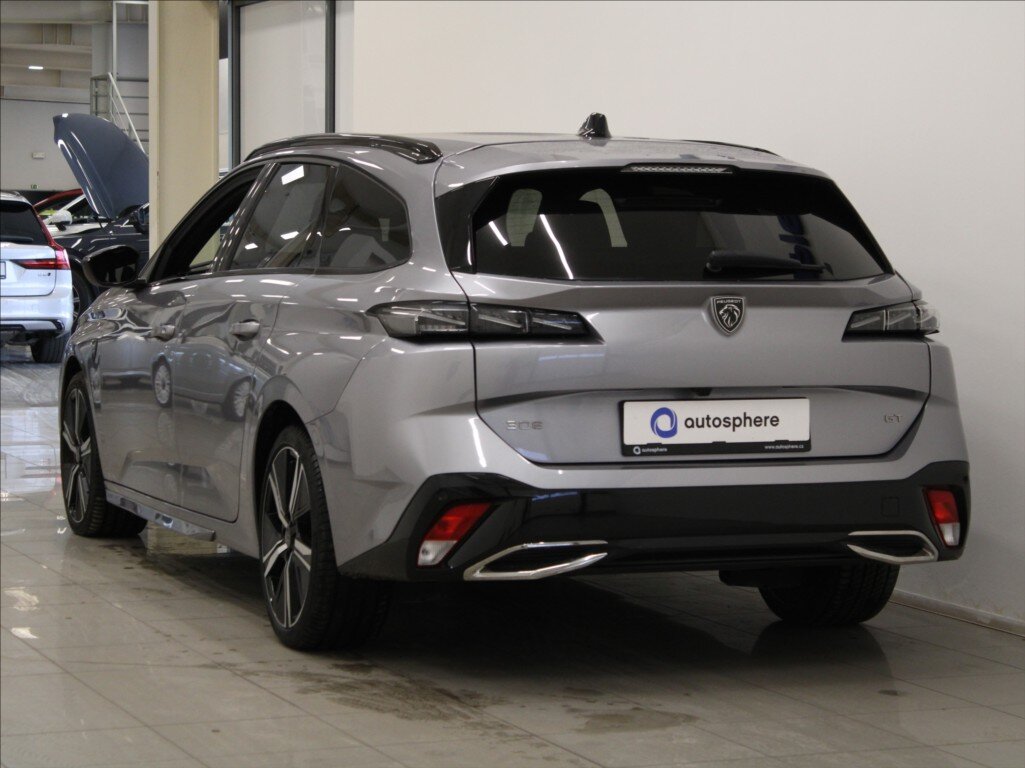 Peugeot 308 Kombi 1,2 l 96 kw