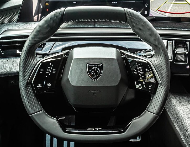 Peugeot 3008 SUV 1,2 l 105 kw