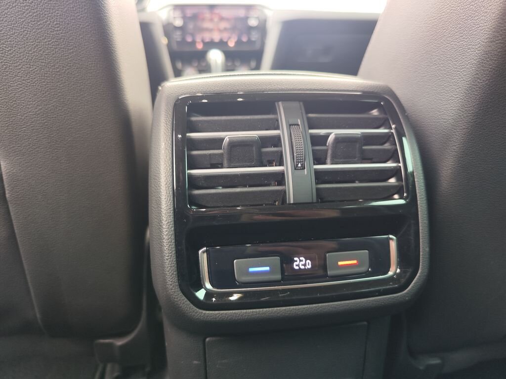 Volkswagen Passat Sedan 2,0 l 140 kw