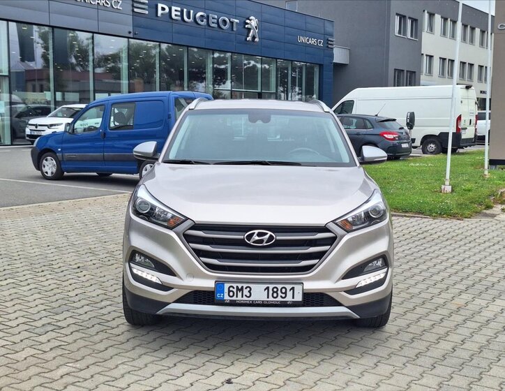 Hyundai Tucson SUV / Terénní 1,6 l 97 kw