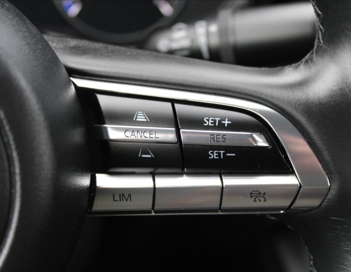 Mazda 3 Sedan 2,0 l 90 kw