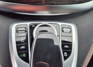 Mercedes-Benz Třídy V 29