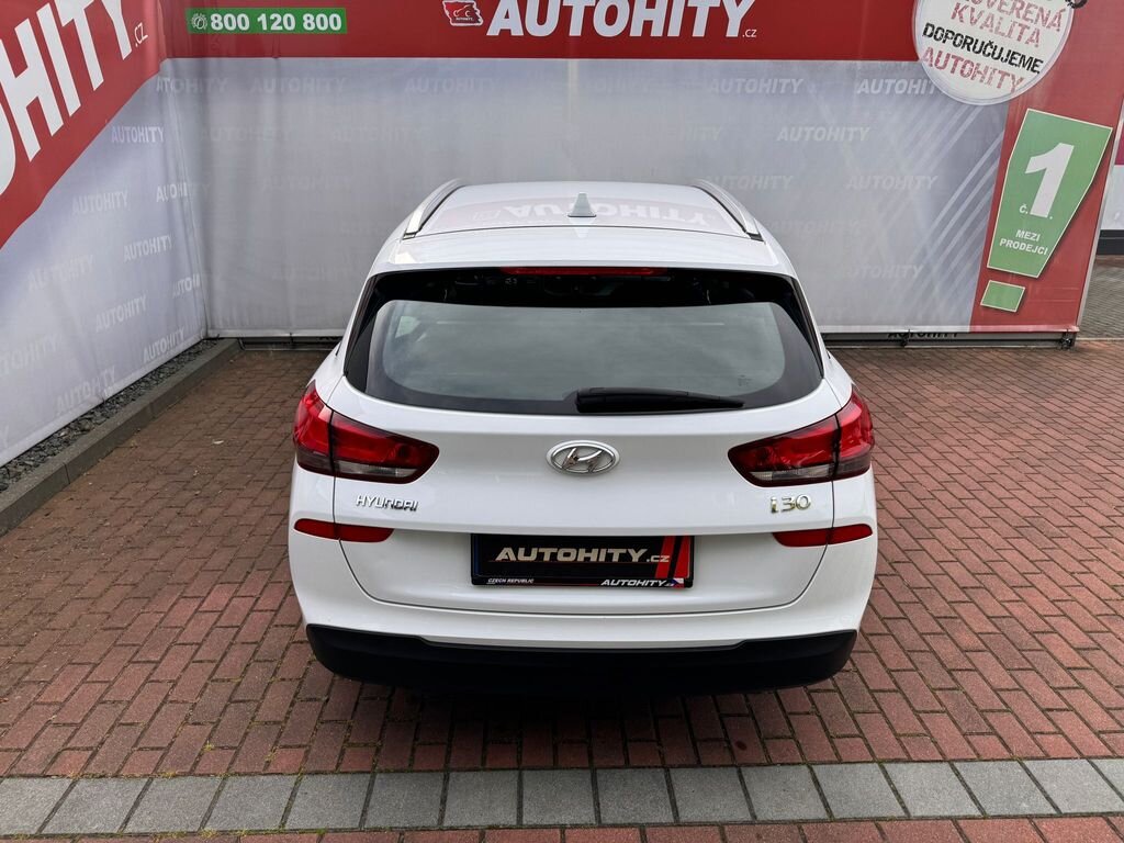 Hyundai i30 Kombi 998,0 88 kw