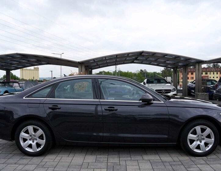 Audi A6 Sedan / Limuzína 2,8 l 150 kw