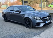 Mercedes-Benz Třídy E Sedan / Limuzína 4,0 l 420 kw