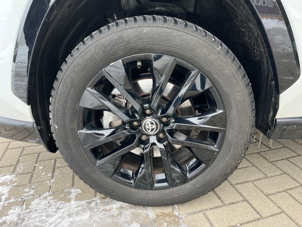 Toyota RAV4 SUV 2,5 l 131 kw