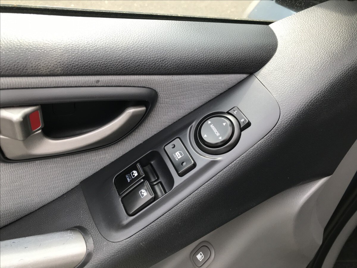 Hyundai H 1 Kombi 2,5 l 125 kw