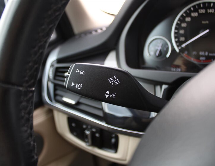 BMW X5 SUV 3,0 l 190 kw