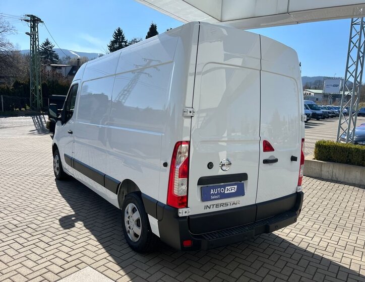 Nissan Interstar Skříň 2,3 l 100 kw