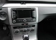 Volkswagen Passat Kombi 1,6 l 77 kw