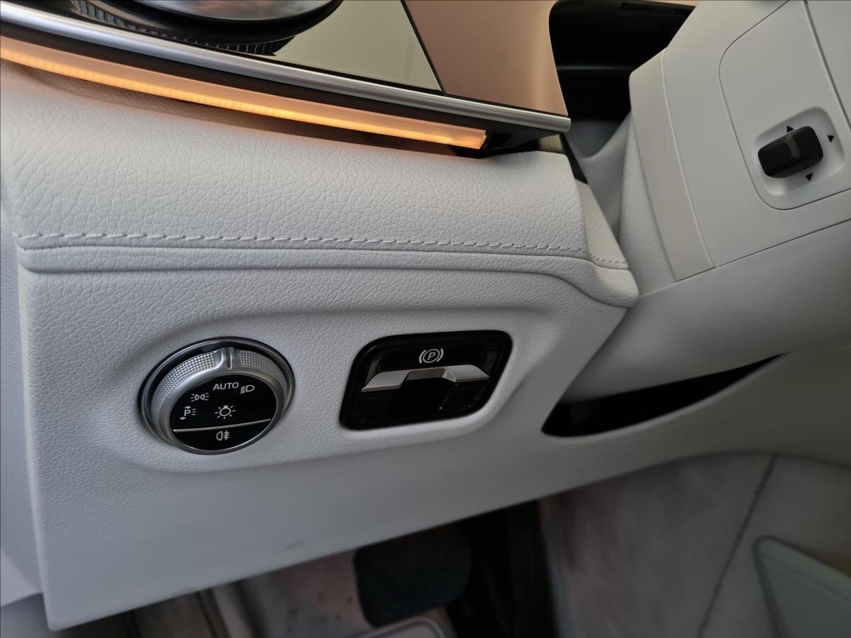 Mercedes-Benz EQS Sedan 1,0 385 kw