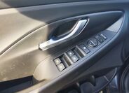 Hyundai i30 27
