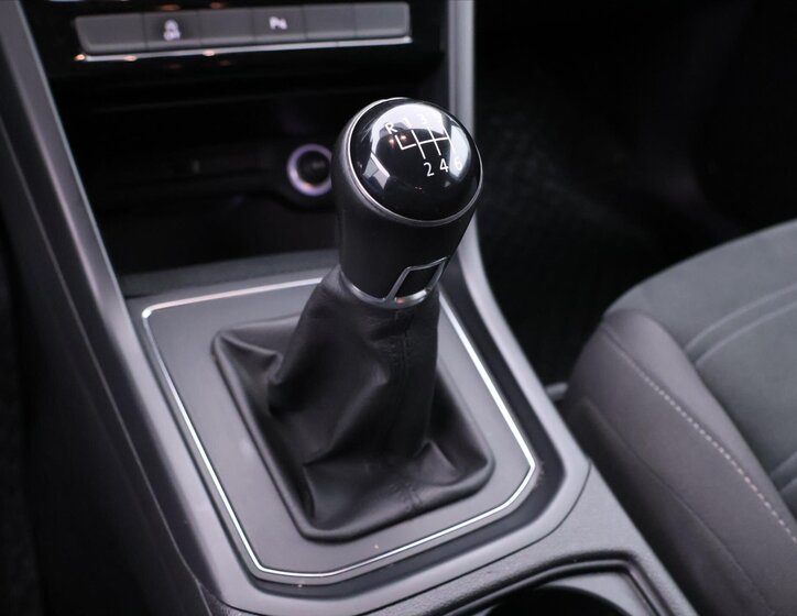 Volkswagen Touran Kombi 1,6 l 85 kw