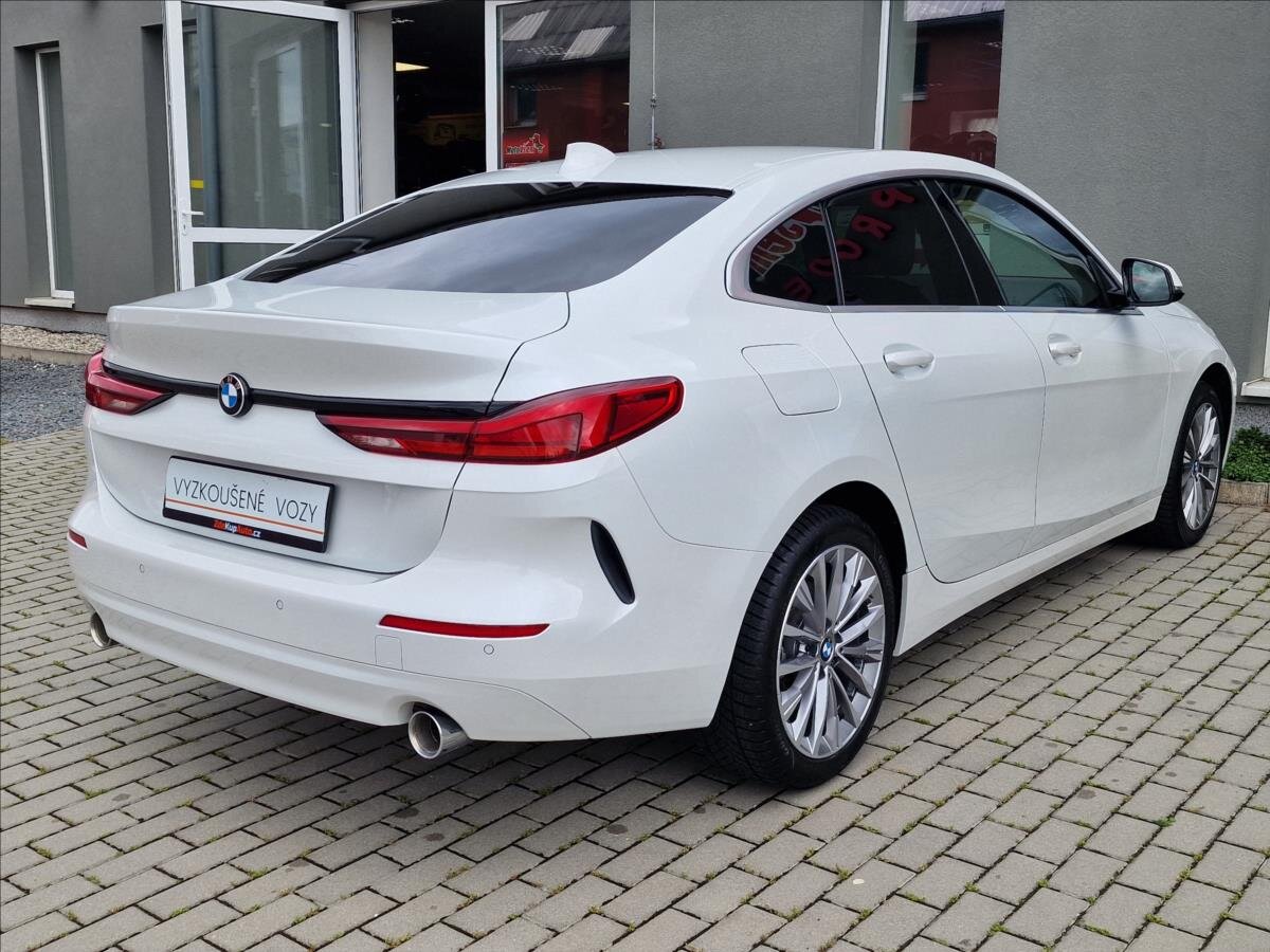 BMW Řada 2 Sedan / Limuzína 2,0 l 110 kw